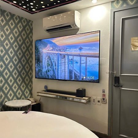 Cupid Hotel Ho Chi Minh Zewnętrze zdjęcie